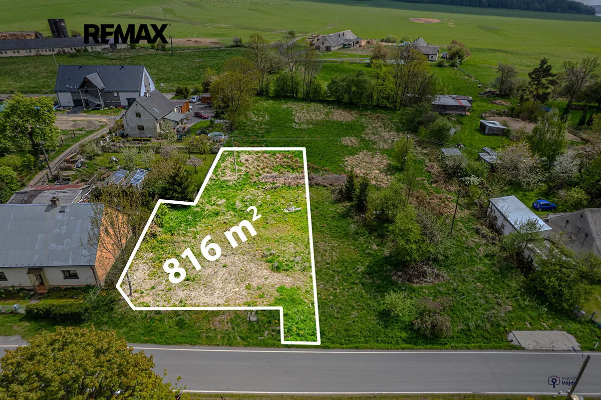 Prodej stavebního pozemku 816 m²